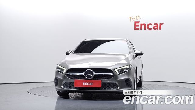 Mercedes-Benz A-Class (W177) A220 Sedan 2020 — фото 3