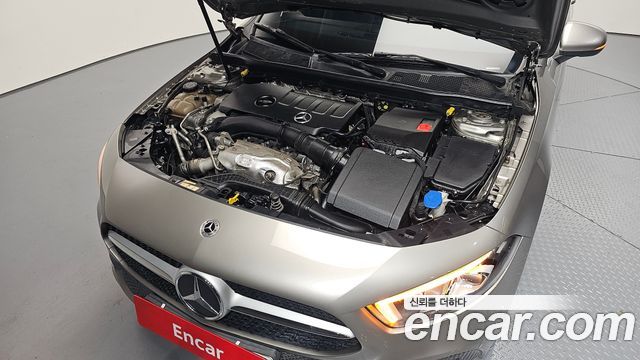 Mercedes-Benz A-Class (W177) A220 Sedan 2020 — фото 6