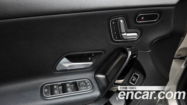 Mercedes-Benz A-Class (W177) A220 Sedan 2020 — фото 17