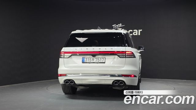 Lincoln Aviator (II) 3.0 Black Label AWD 2025 — фото 4
