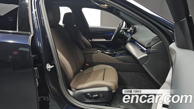BMW 5 Series (G60) 520i M Sport 2025 — фото 10