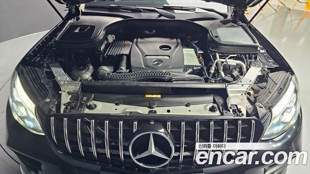 Mercedes-Benz GLC-Class (X253) GLC300 4MATIC AMG Line Coupe 2019 — фото 6