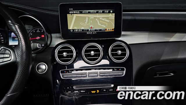 Mercedes-Benz GLC-Class (X253) GLC300 4MATIC AMG Line Coupe 2019 — фото 17