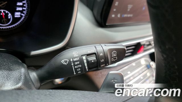 Hyundai Santa Fe Gasoline 2.5T 2WD Exclusive 2022 — фото 15
