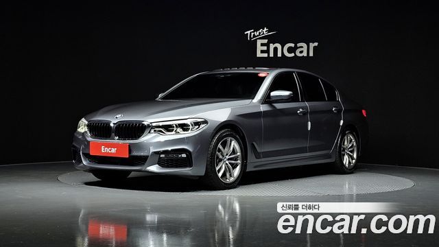 BMW 5 Series (G30) 530i M Sport Package 2017 — фото 1