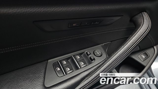 BMW 5 Series (G30) 530i M Sport Package 2017 — фото 16