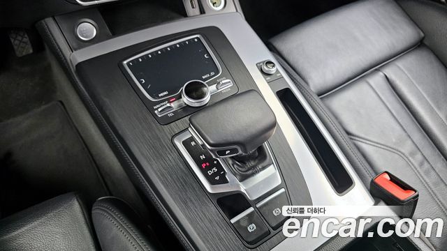 Audi Q5 (FY) 40 TDI Quattro Premium 2020 — фото 9