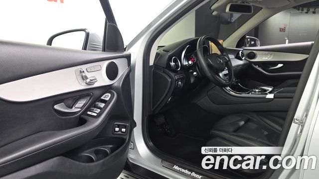 Mercedes-Benz GLC-Class (X253) GLC350e 4MATIC Premium 2019 — фото 10