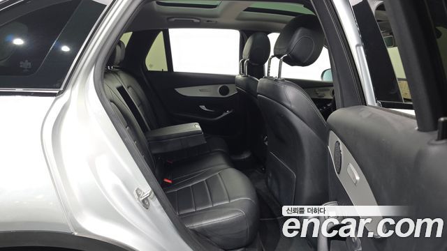 Mercedes-Benz GLC-Class (X253) GLC350e 4MATIC Premium 2019 — фото 12