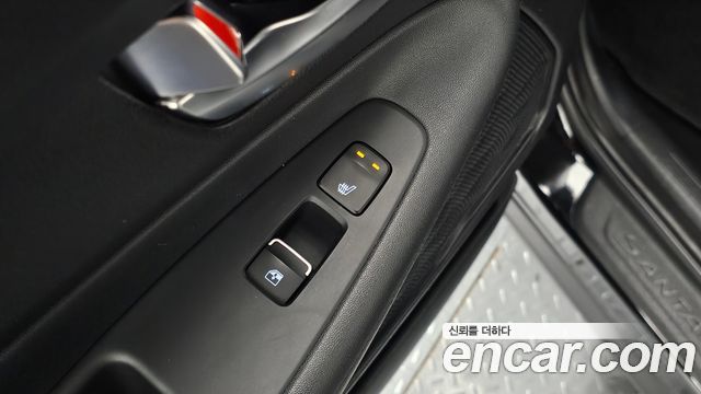 Hyundai Santa Fe Gasoline 2.5T 4WD Prestige 2021 — фото 18