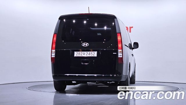 Hyundai Staria 4WD Tourer 9-Seater Modern 2025 — фото 4