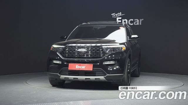 Ford Explorer (VI) 3.3 Hybrid 2022 — фото 3