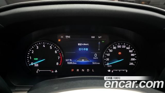 Ford Explorer (VI) 3.3 Hybrid 2022 — фото 8