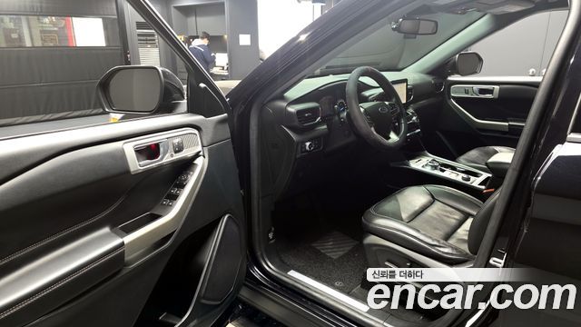 Ford Explorer (VI) 3.3 Hybrid 2022 — фото 10