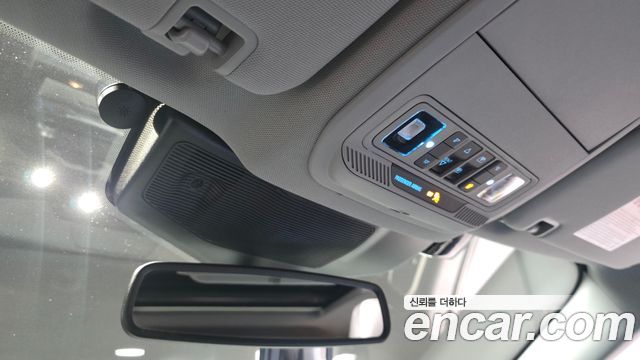 Ford Explorer (VI) 3.3 Hybrid 2022 — фото 18