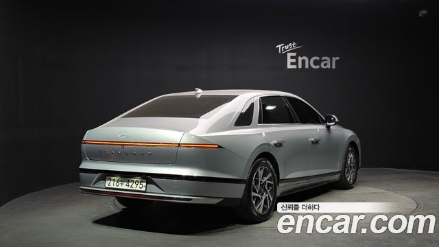 Hyundai Grandeur (GN7) 3.5 LPG 2WD (Taxi) Deluxe 2024 — фото 2
