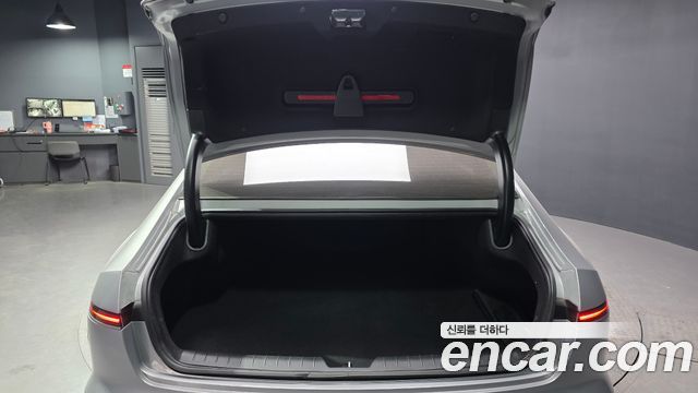 Hyundai Grandeur (GN7) 3.5 LPG 2WD (Taxi) Deluxe 2024 — фото 20