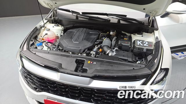 Kia Sportage (V) Diesel 2.0 2WD Prestige 2022 — фото 6