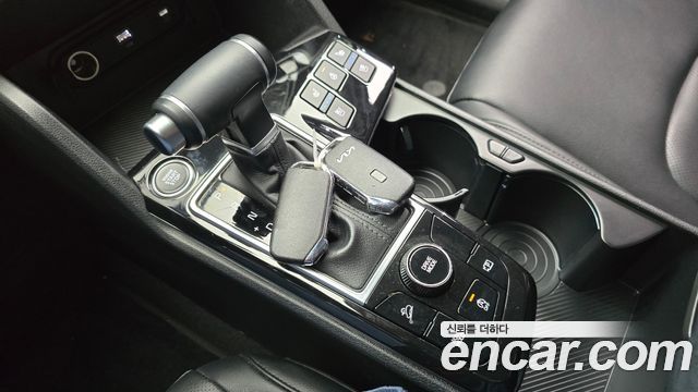 Kia Sportage (V) Diesel 2.0 2WD Prestige 2022 — фото 9