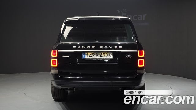 Land Rover Range Rover (IV) 5.0 SC Range Rover Fifty 2021 — фото 4