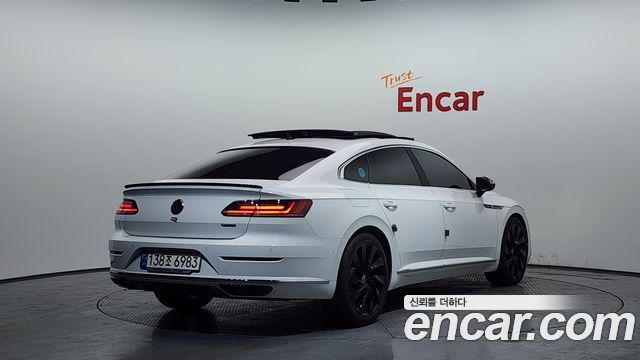 Volkswagen Arteon 2.0 TDI Premium 2019 — фото 2