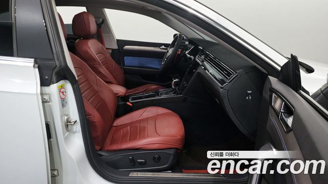 Volkswagen Arteon 2.0 TDI Premium 2019 — фото 11