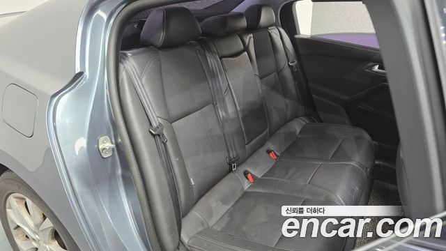 Peugeot 508 1.6 e-HDi Active First Generation 2014 — фото 12