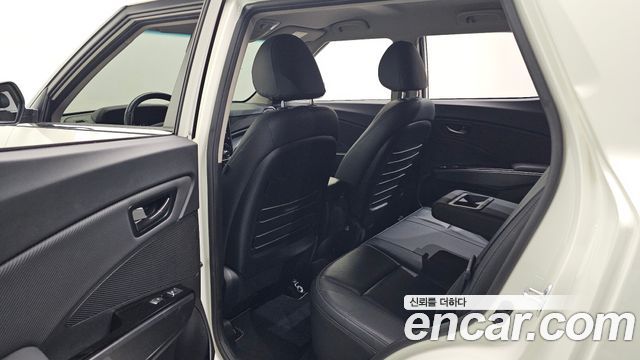 KG Mobility (SsangYong) Very New Tivoli Gasoline 1.5 2WD V3 2022 — фото 15