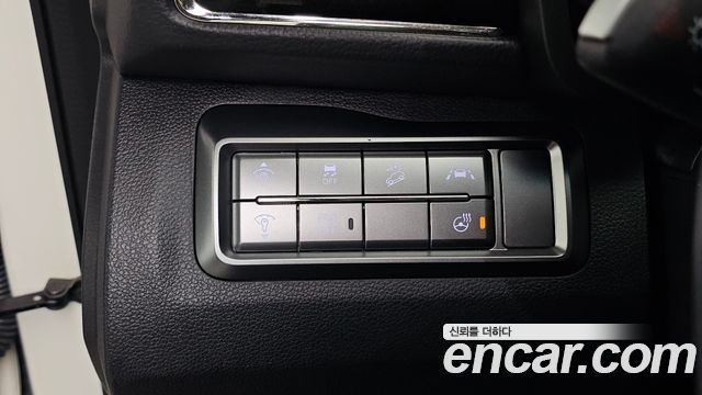 KG Mobility (SsangYong) Very New Tivoli Gasoline 1.5 2WD V3 2022 — фото 18