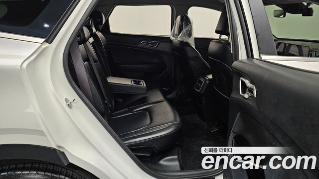 Kia Sportage (V) Diesel 2.0 2WD Prestige 2023 — фото 12