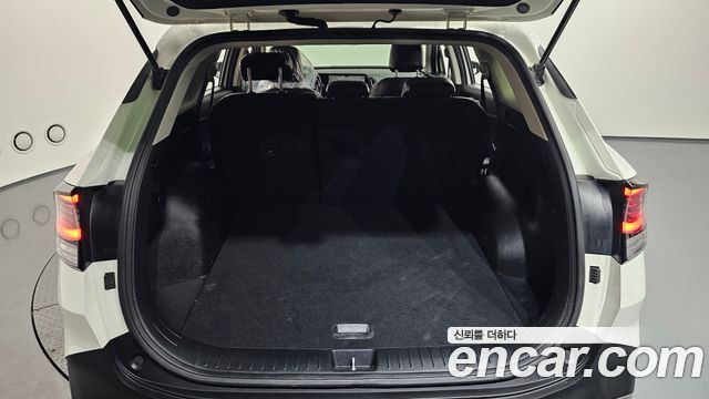 Kia Sportage (V) Diesel 2.0 2WD Prestige 2023 — фото 20