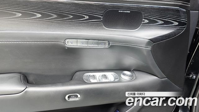 Genesis G90 (RS4) Gasoline 3.5 Turbo AWD 2022 — фото 17