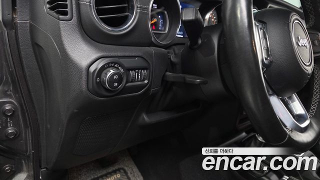 Jeep Wrangler (JL) 2.0 Overland Power Top 4Door 2021 — фото 17