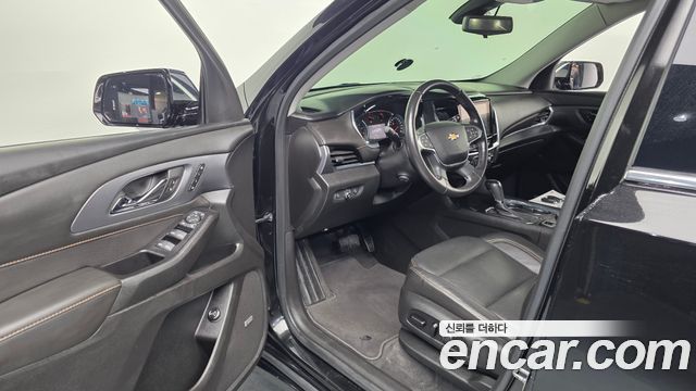 Chevrolet Traverse 3.6 AWD Premier 2020 — фото 10
