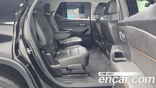Chevrolet Traverse 3.6 AWD Premier 2020 — фото 16