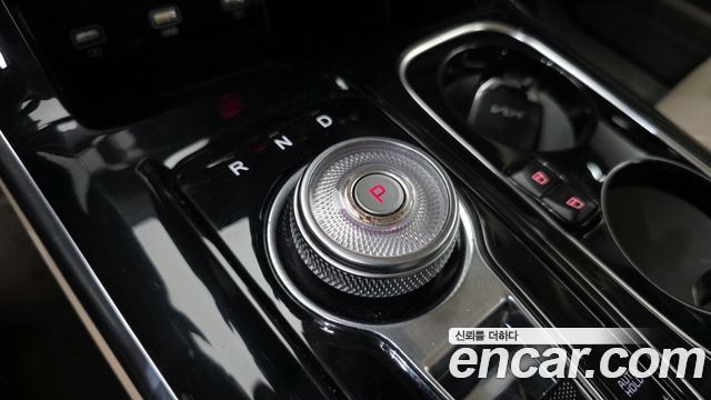 Kia Carnival (IV) Gasoline 7-seater Limousine(Special vehicle) 2023 — фото 9