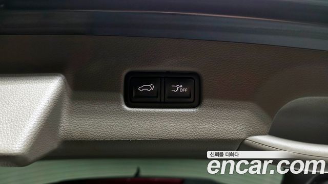 Kia Carnival (IV) Gasoline 7-seater Limousine(Special vehicle) 2023 — фото 23