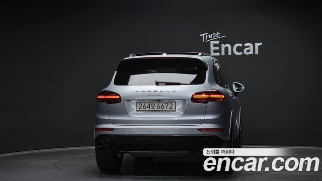 Porsche Cayenne 3.6 Platium Edition 958 2017 — фото 4