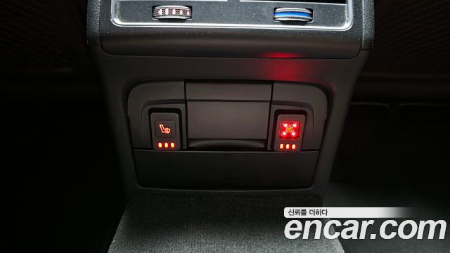 Audi A4 30 TDI Dynamic B8 2016 — фото 19