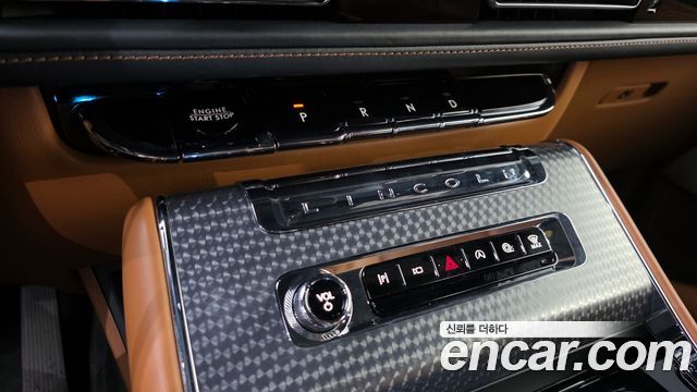Lincoln Aviator (II) 3.0 Black Label AWD 2025 — фото 9
