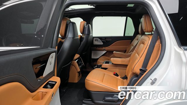 Lincoln Aviator (II) 3.0 Black Label AWD 2025 — фото 24