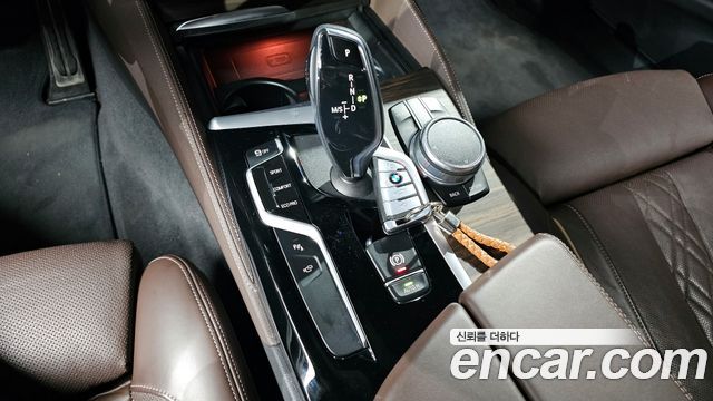 BMW 5 Series (G30) 530i xDrive M Sport Package Plus 2020 — фото 9