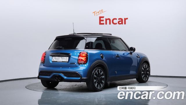 MINI Cooper S Classic Third Generation 2022 — фото 2