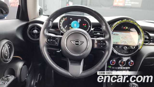 MINI Cooper S Classic Third Generation 2022 — фото 17