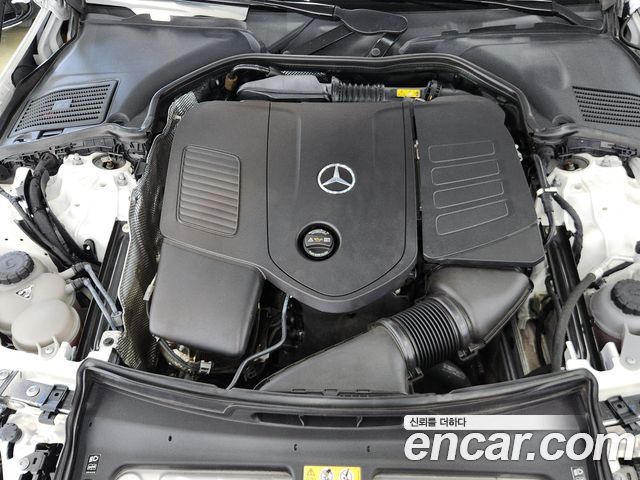Mercedes-Benz C-Class (W206) C300 4MATIC AMG Line 2023 — фото 6
