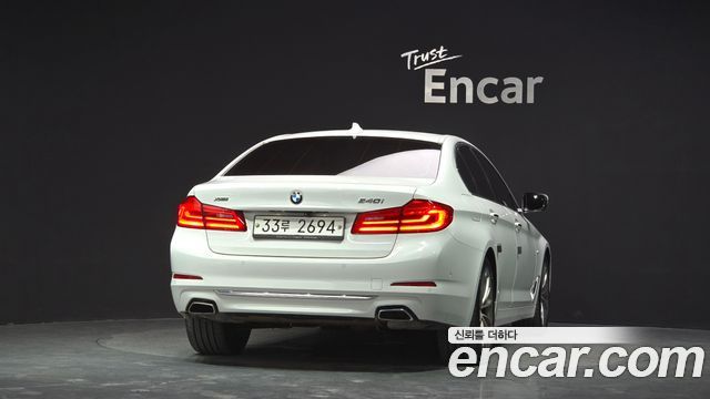 BMW 5 Series (G30) 540i xDrive Luxury Plus 2018 — фото 4