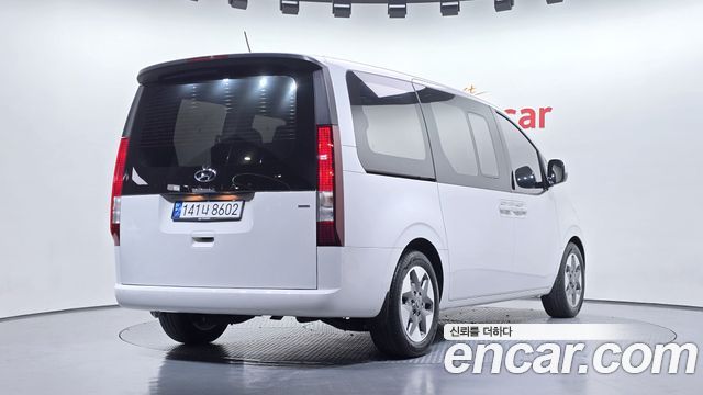 Hyundai Staria 4WD Tourer 9-Seater Modern 2023 — фото 2