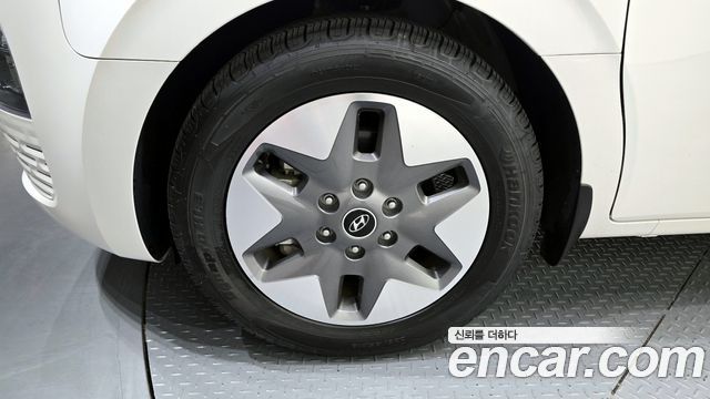Hyundai Staria 4WD Tourer 9-Seater Modern 2023 — фото 5