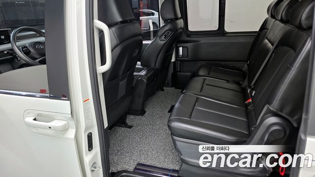 Hyundai Staria 4WD Tourer 9-Seater Modern 2023 — фото 13