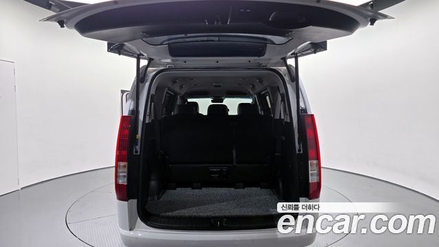 Hyundai Staria 4WD Tourer 9-Seater Modern 2023 — фото 20
